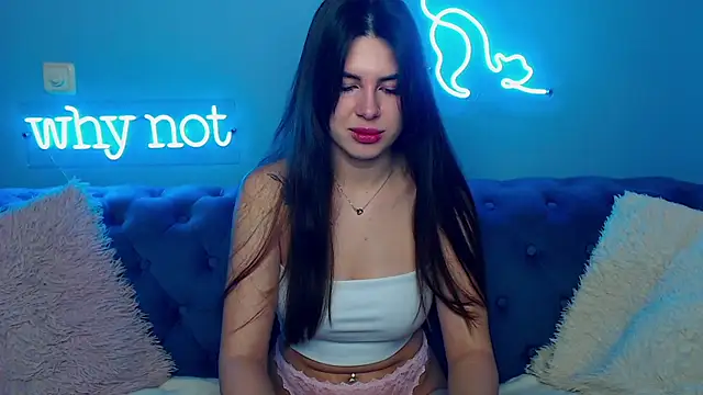 ViollinaLove online show from November 3, 2025, 5:42 am