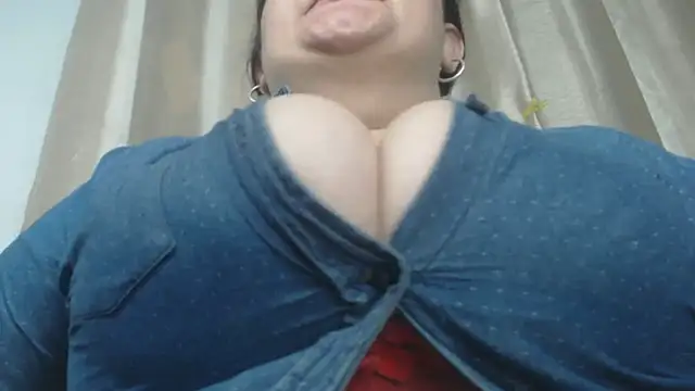 valeyperver online show from March 16, 2025, 3:25 am