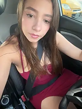 Hall 16 online show from November 14, 2025, 9:02 pm