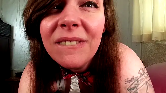 GamerGirlRoxyAndLee online show from February 8, 2026, 9:07 pm