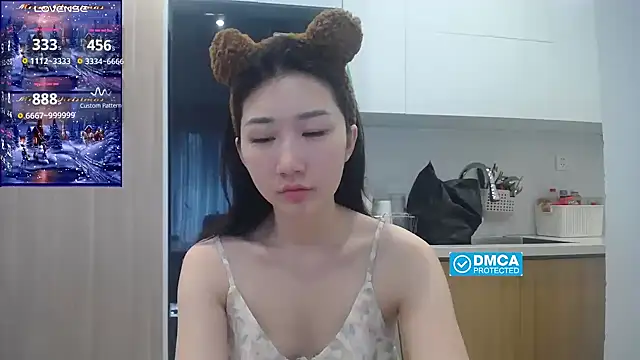 Snapshot of Asiagirll chatting on April 22, 2026, 2:14 am Asiagirll online show from April 22, 2026, 2:14 am