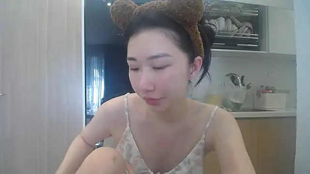 Snapshot of Asiagirll chatting on May 28, 2026, 1:14 am Asiagirll online show from May 28, 2026, 1:14 am
