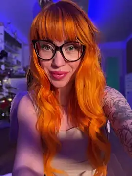 Pia July  online show from January 15, 2025, 9:09 pm