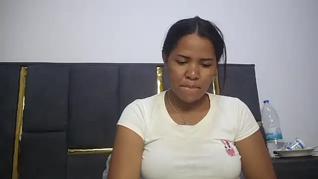 aleixane online show from November 13, 2025, 5:12 pm