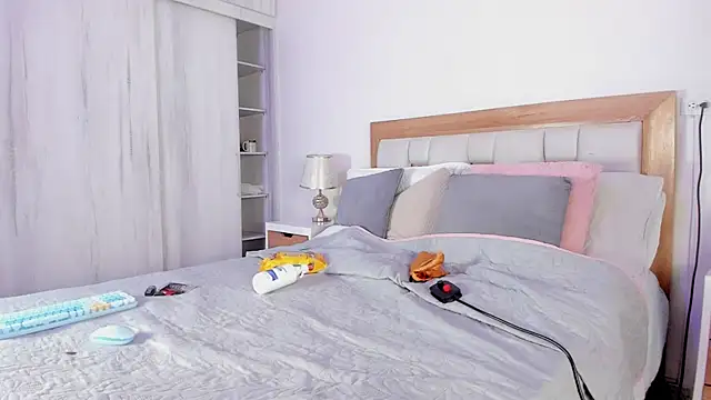 Snapshot of elena_mature chatting on November 15, 2025, 7:21 pm elena mature online show from November 15, 2025, 7:21 pm