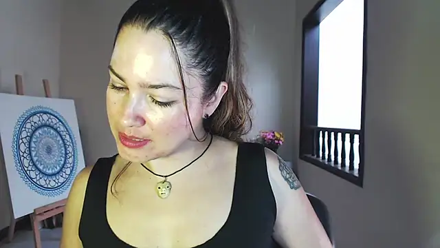 solamatista11 online show from February 9, 2025, 10:00 pm