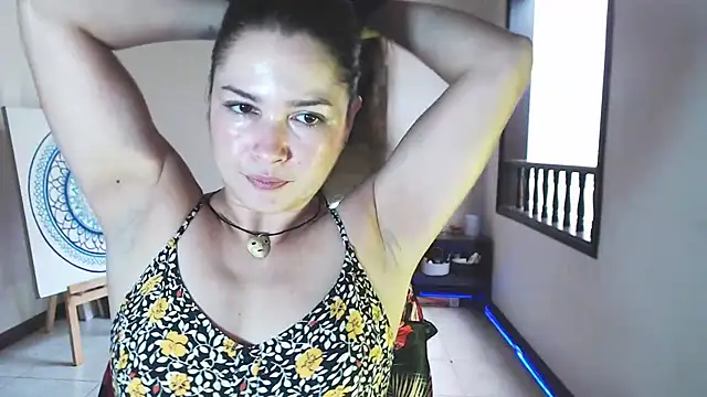 solamatista11 online show from March 21, 2025, 8:29 pm