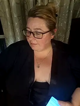 Iceprincess2bad4u online show from March 10, 2026, 6:13 pm