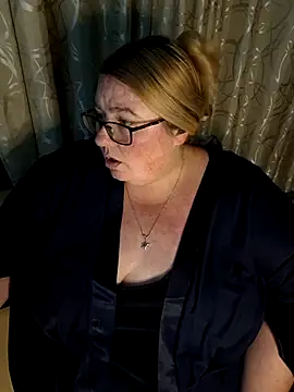 Iceprincess2bad4u online show from June 2, 2026, 6:10 pm