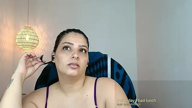 YummyAnna  online show from May 8, 2026, 8:14 pm