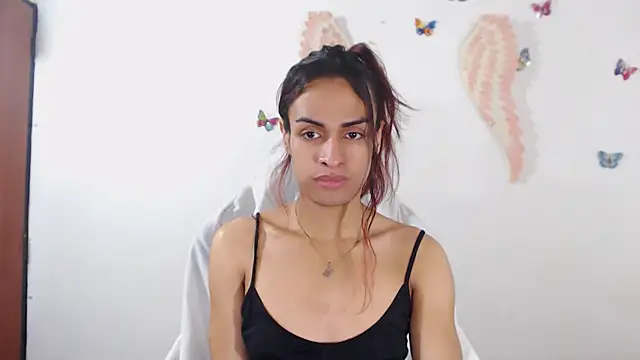 Snapshot of angie_tssex chatting on March 6, 2025, 6:30 am angie tssex online show from March 6, 2025, 6:30 am