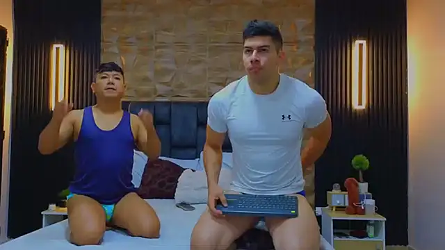 FelipeAndMarcello3 online show from February 27, 2025, 2:32 pm