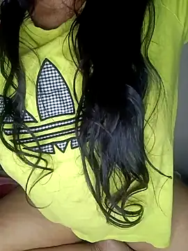 Sweet-Berry online show from December 23, 2024, 8:57 pm