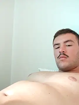 Snapshot of urielpereira chatting on November 4, 2025, 4:28 pm urielpereira online show from November 4, 2025, 4:28 pm