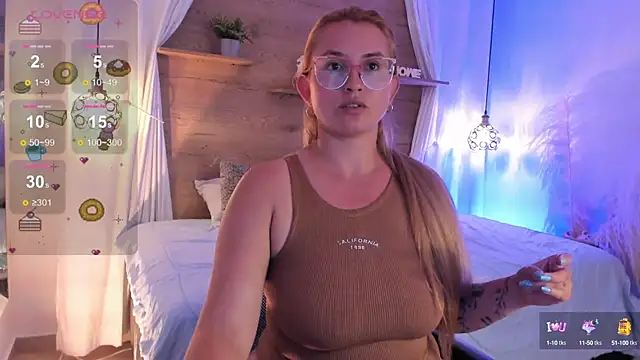 halaaa 1 online show from March 10, 2025, 10:45 pm