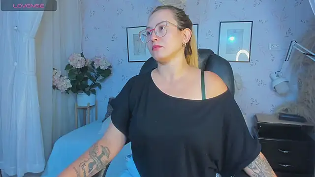 halaaa 1 online show from November 7, 2025, 12:16 pm