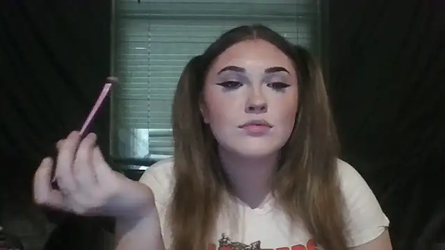 Snapshot of daddyarimm chatting on October 17, 2025, 7:05 pm daddyarimm online show from October 17, 2025, 7:05 pm