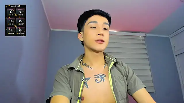 tom Howard online show from October 30, 2025, 7:14 pm