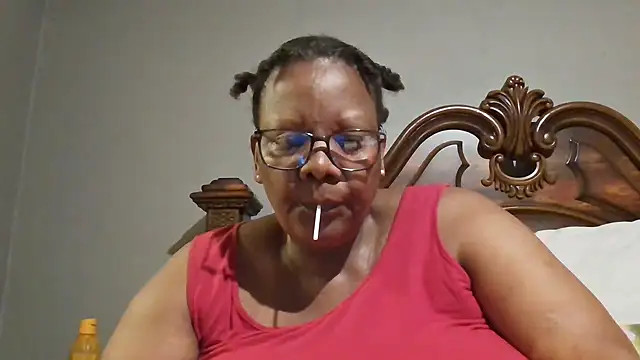 Snapshot of SEXYBOOBSNASS chatting on January 10, 2025, 8:59 pm SEXYBOOBSNASS online show from January 10, 2025, 8:59 pm