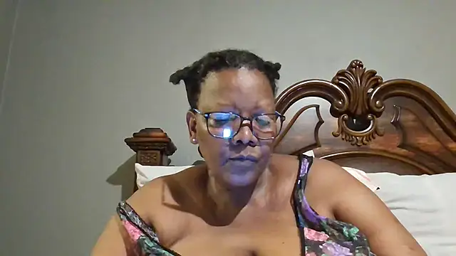 Snapshot of SEXYBOOBSNASS chatting on January 18, 2025, 9:24 pm SEXYBOOBSNASS online show from January 18, 2025, 9:24 pm