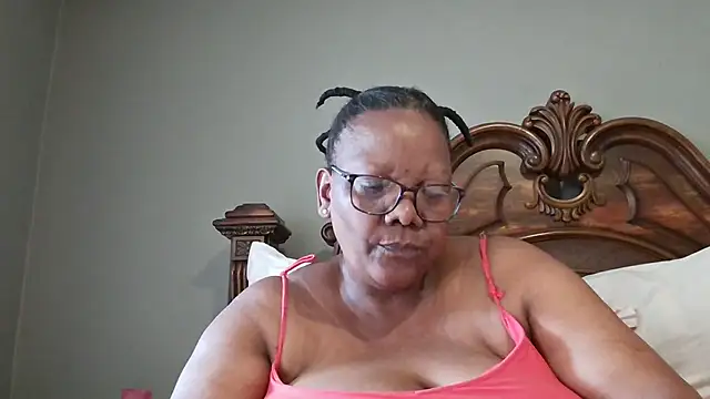 Snapshot of SEXYBOOBSNASS chatting on January 25, 2025, 8:42 am SEXYBOOBSNASS online show from January 25, 2025, 8:42 am