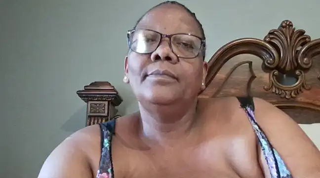 Snapshot of SEXYBOOBSNASS chatting on February 5, 2025, 9:46 am SEXYBOOBSNASS online show from February 5, 2025, 9:46 am