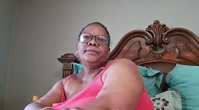 Snapshot of SEXYBOOBSNASS chatting on March 6, 2025, 8:41 am SEXYBOOBSNASS online show from March 6, 2025, 8:41 am