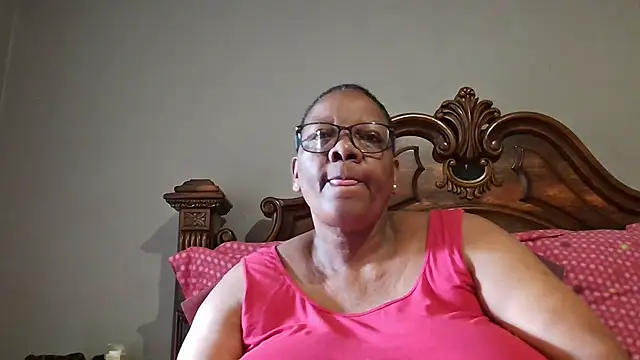 Snapshot of SEXYBOOBSNASS chatting on March 21, 2025, 5:32 am SEXYBOOBSNASS online show from March 21, 2025, 5:32 am