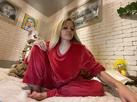 Snapshot of Angel_girllovemy chatting on January 23, 2025, 6:45 pm Angel girllovemy online show from January 23, 2025, 6:45 pm
