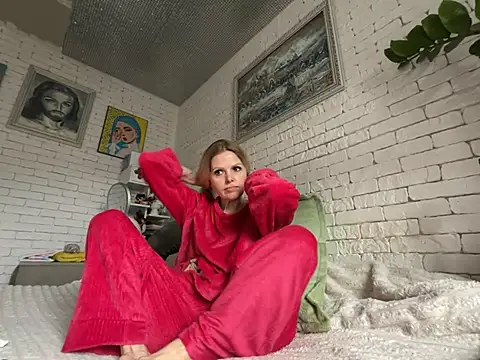 Snapshot of Angel_girllovemy chatting on February 4, 2025, 8:02 am Angel girllovemy online show from February 4, 2025, 8:02 am