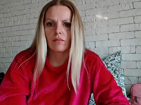 Snapshot of Angel_girllovemy chatting on September 23, 2025, 7:00 am Angel girllovemy online show from September 23, 2025, 7:00 am