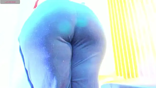 AlishaPalmer online show from January 15, 2025, 12:36 pm