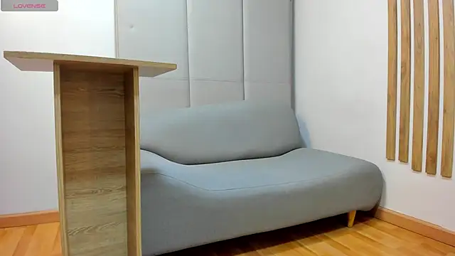 AlishaPalmer online show from November 24, 2025, 12:16 pm