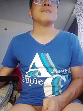 Mghty-cockl88 online show from November 28, 2025, 1:58 pm