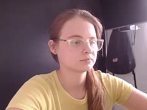 Snapshot of HellenMiyer1111 chatting on February 8, 2025, 5:50 pm HellenMiyer1111 online show from February 8, 2025, 5:50 pm