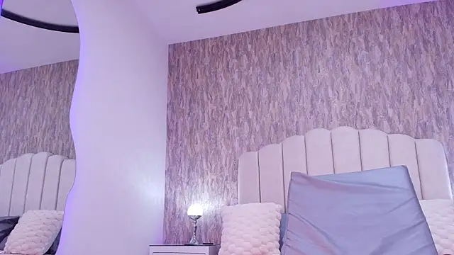 raven lilith  online show from November 13, 2025, 3:16 am