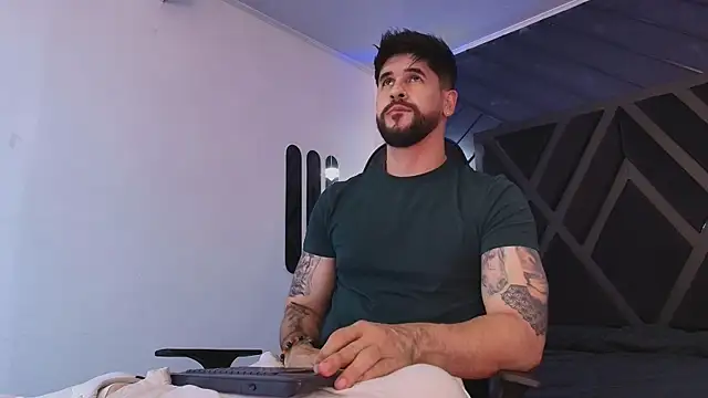 Petesevans online show from March 30, 2026, 11:17 pm