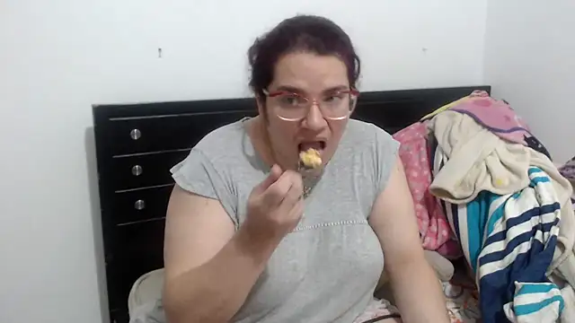 Snapshot of karlythoth@xh chatting on March 7, 2025, 2:56 pm karlythothxh online show from March 7, 2025, 2:56 pm