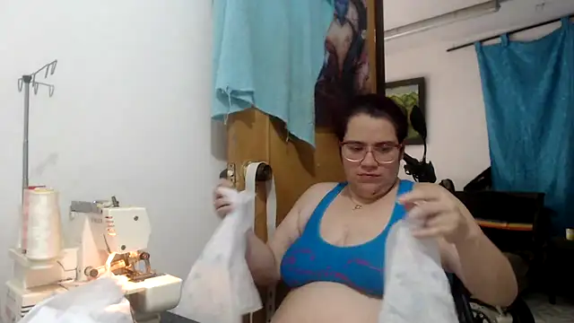 Snapshot of karlythoth@xh chatting on March 20, 2025, 6:31 pm karlythothxh online show from March 20, 2025, 6:31 pm