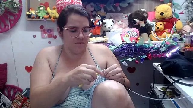 Snapshot of karlythoth@xh chatting on September 15, 2025, 5:46 pm karlythothxh online show from September 15, 2025, 5:46 pm