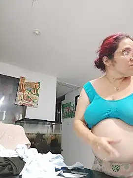 karlythothxh online show from May 15, 2026, 11:56 pm