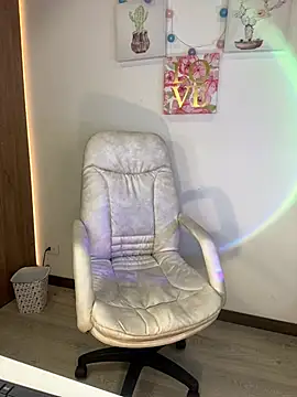 Kate se online show from December 18, 2024, 4:49 pm