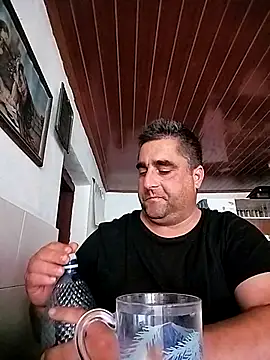 ADRIAN ADI40 online show from March 23, 2025, 8:37 am