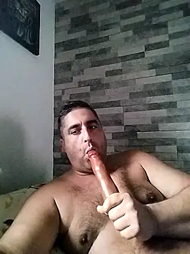 ADRIAN ADI40 online show from October 5, 2025, 6:45 am