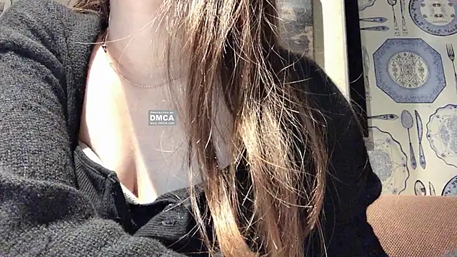 Snapshot of Tw_Zoella chatting on December 3, 2024, 9:11 am Tw Zoella online show from December 3, 2024, 9:11 am