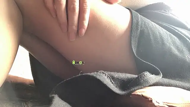 Snapshot of Tw_Zoella chatting on December 24, 2024, 6:11 am Tw Zoella online show from December 24, 2024, 6:11 am