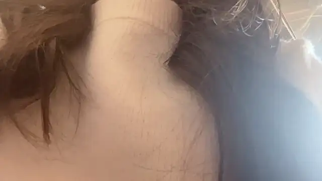 Snapshot of Tw_Zoella chatting on February 11, 2025, 5:26 am Tw Zoella online show from February 11, 2025, 5:26 am