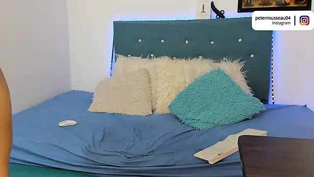 Snapshot of Max_and_Peter chatting on February 16, 2025, 7:27 pm Max and Peter online show from February 16, 2025, 7:27 pm