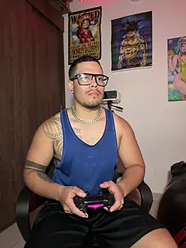 Danielsbigcum online show from May 7, 2026, 5:24 am