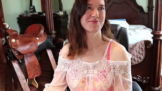 Snapshot of thornburyrose chatting on March 15, 2025, 7:16 pm thornburyrose online show from March 15, 2025, 7:16 pm